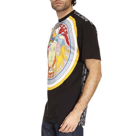 versace t shirt girocollo nero stampa|VERSACE .